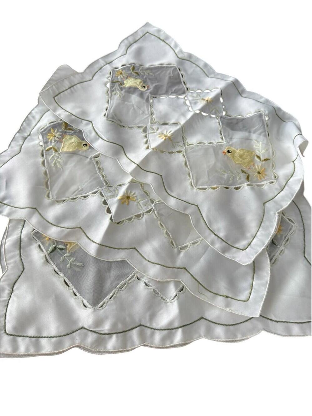 Set Of Four Placemats Chick On Branch 18” X 12” Scalloped Edge